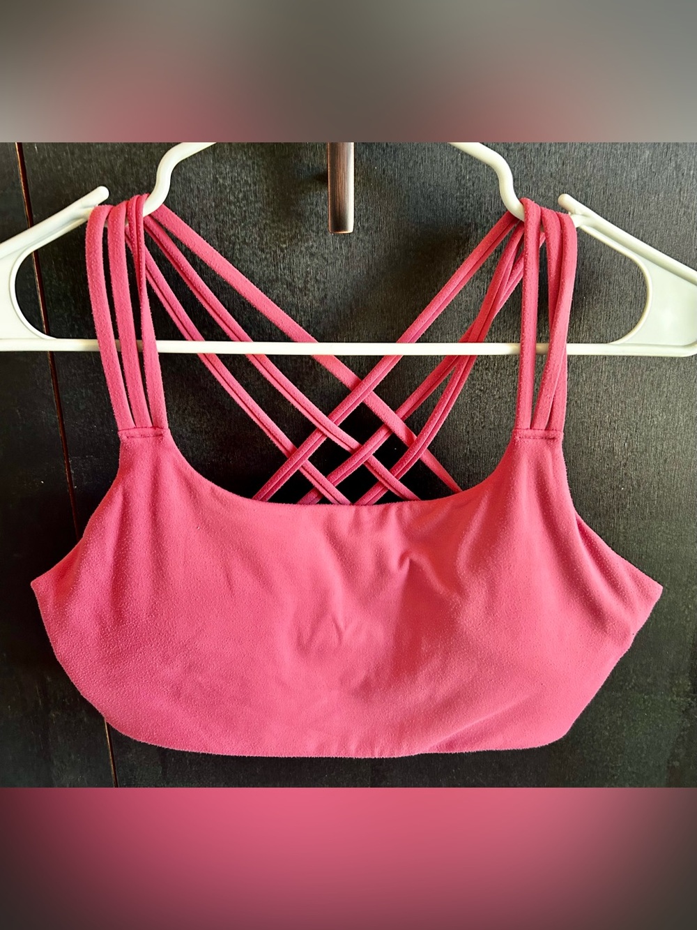 Athleta Sports Bra Pink Removable Pads Large Criss Cross Back Yoga Hiking Run